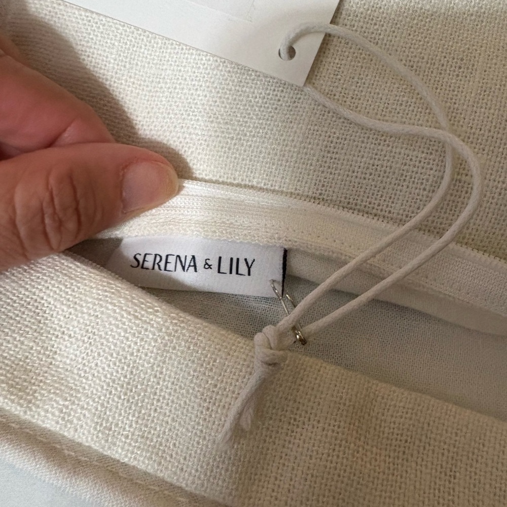 BNWT Serena and Lily Margot pillow cover - Picture 4 of 4